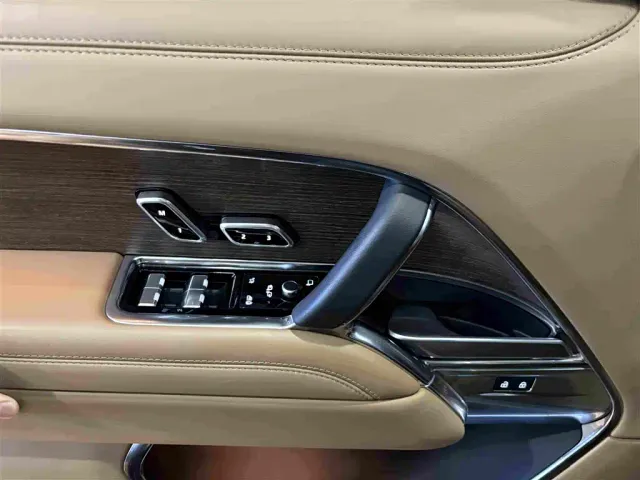 Land Rover Range Rover — Фото автомобиля 9