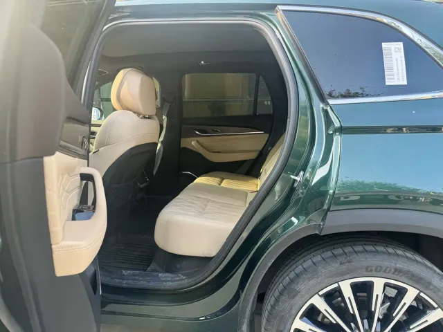 Geely Xingyue L — Фото автомобиля 4