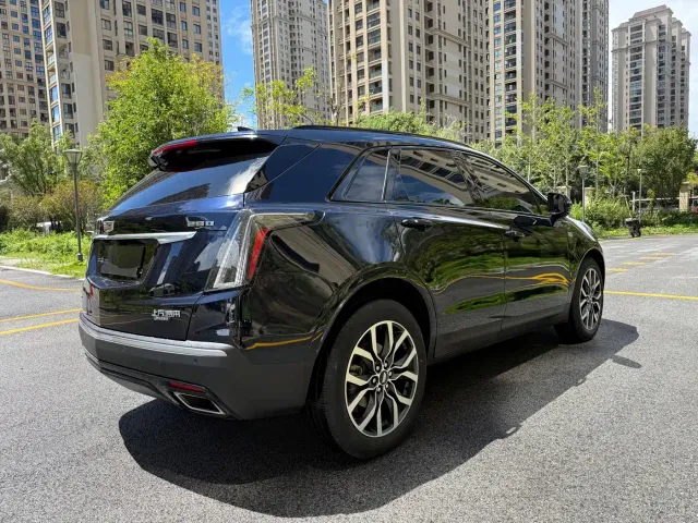 Cadillac XT5 — Фото автомобиля 12