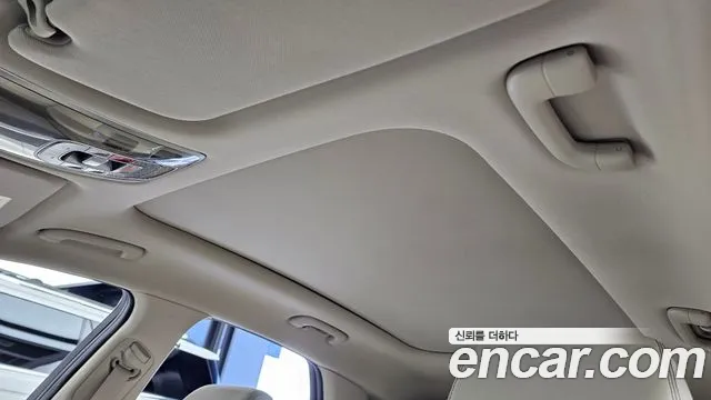 Genesis GV70 — Фото автомобиля 22