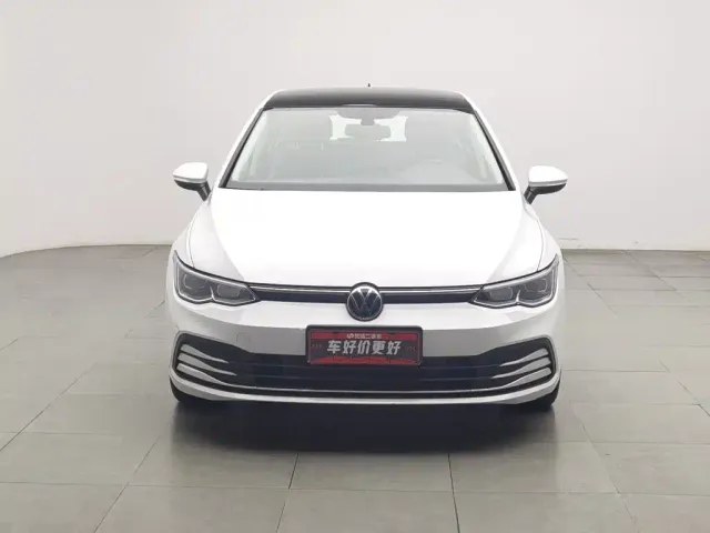 Volkswagen Golf — Фото автомобиля 3