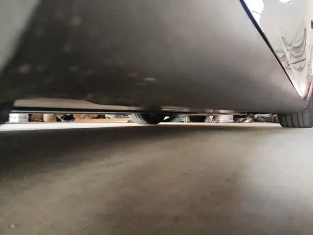 Tesla Model Y — Фото автомобиля 8