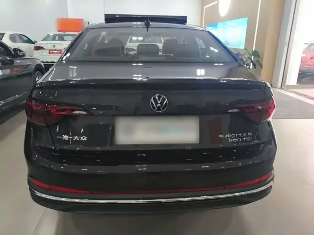 Volkswagen Sagitar — Фото автомобиля 5