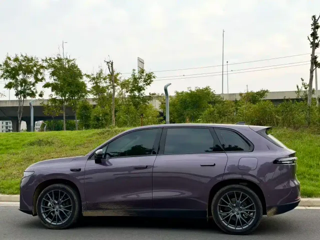 Leapmotor C10 — Фото автомобиля 3