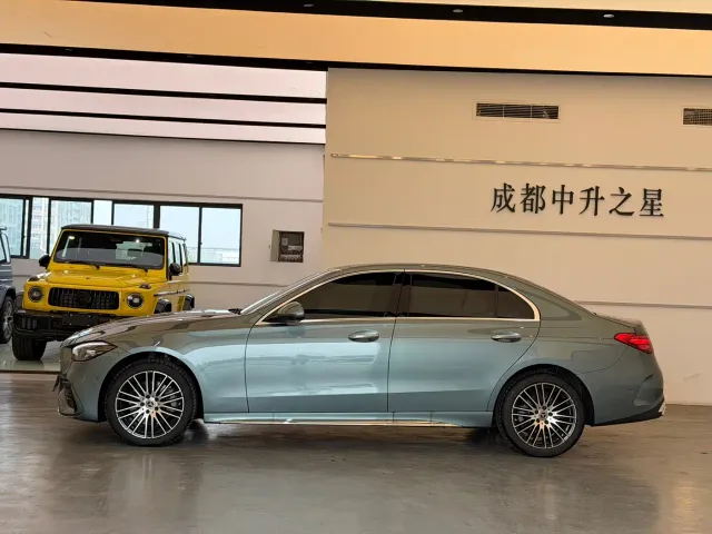 Mercedes-Benz C-Class — Фото автомобиля 3