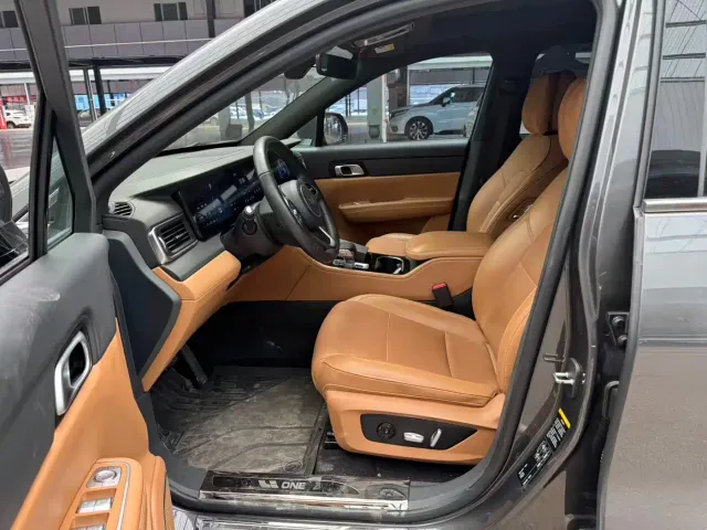 Li Auto Li ONE 2021 Extended Range 6-Seater — Фото автомобиля 4
