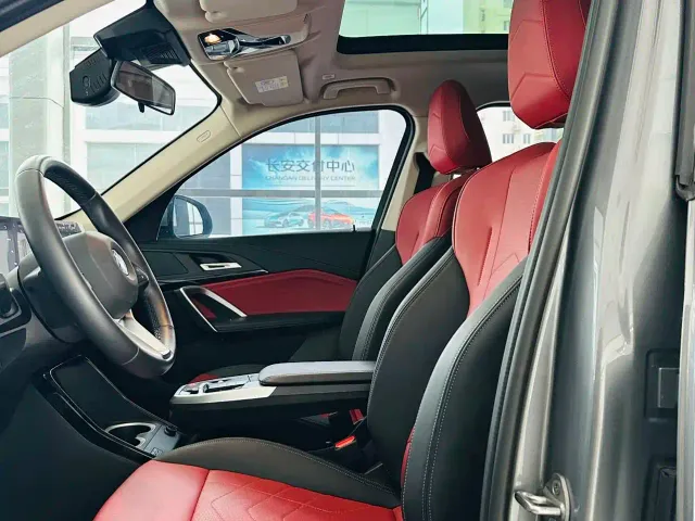 BMW X1 — Фото автомобиля 13