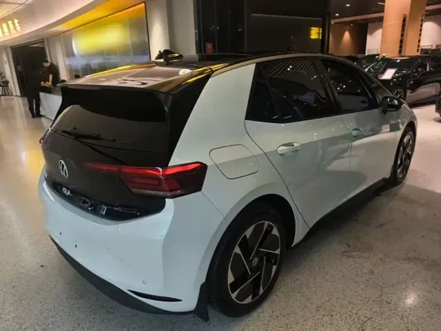 Volkswagen ID.3 — Фото автомобиля 4