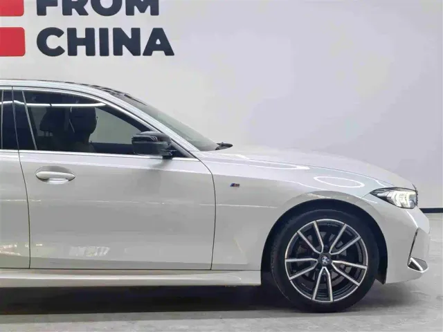 BMW 3 Series — Фото автомобиля 6