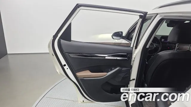 Kia Seltos — Фото автомобиля 25
