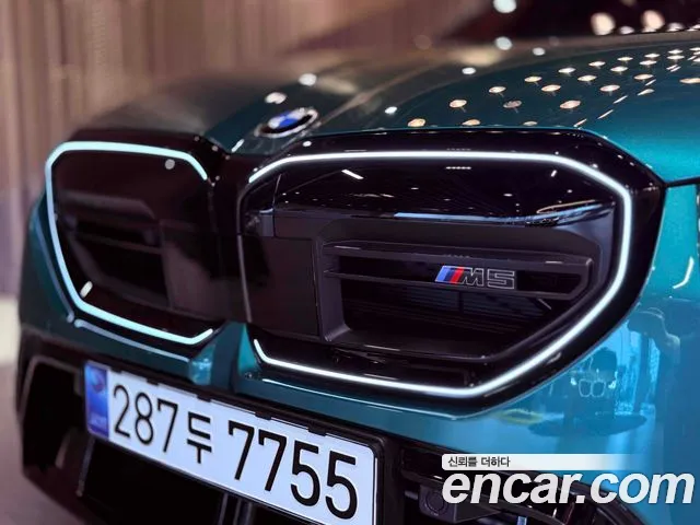 BMW M5 G90 — Фото автомобиля 3