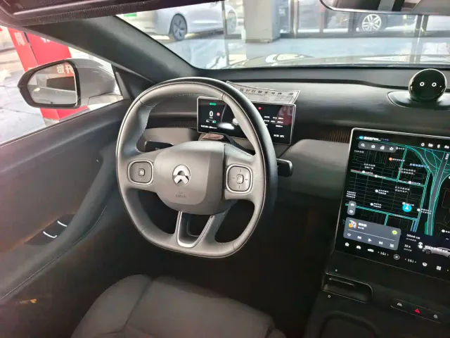 Nio ET5 Touring — Фото автомобиля 12