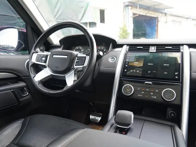 Land Rover Discovery — Фото автомобиля 28