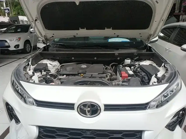 Toyota Wildlander — Фото автомобиля 19