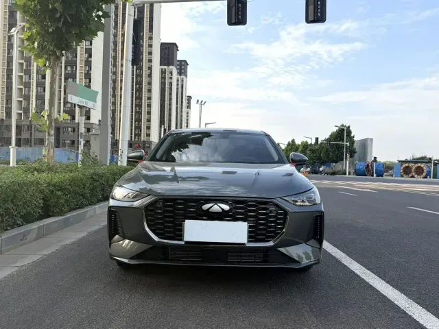 Chery Fulwin A8L — Фото автомобиля 2