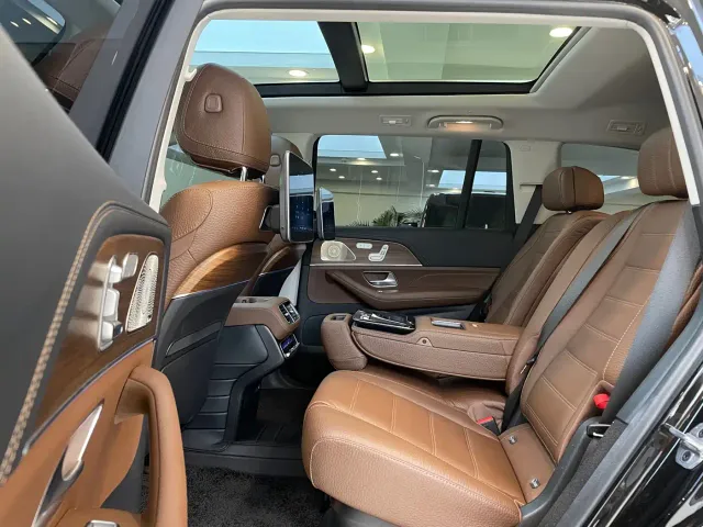 Mercedes-Benz GLS-Class — Фото автомобиля 11