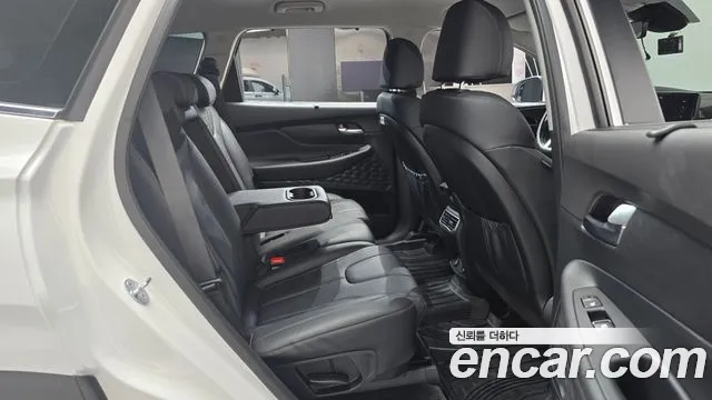 Hyundai Santa Fe Santa Fe (New) — Фото автомобиля 16