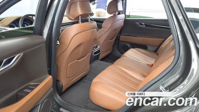 Genesis G80 RG3 — Фото автомобиля 16