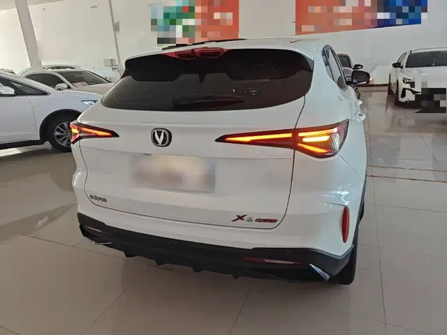 Changan X5 Plus — Фото автомобиля 5