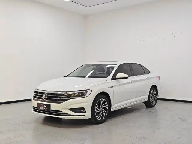 Фотография автомобиля — Volkswagen Sagitar