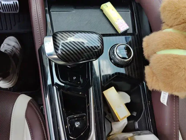 Geely Xingyue L — Фото автомобиля 6