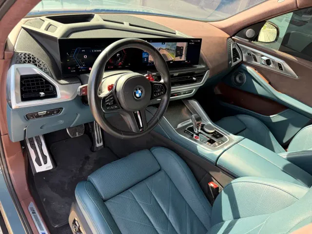 BMW XM — Фото автомобиля 8
