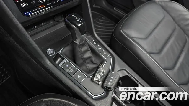 Volkswagen Tiguan — Фото автомобиля 9