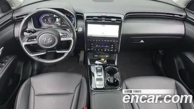Hyundai Tucson Tucson (NX4) Дизель 2.0 2WD — Фото автомобиля 7