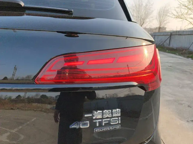 Audi Q5L — Фото автомобиля 23
