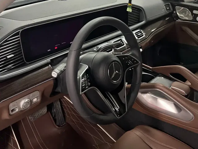 Mercedes-Benz GLE-Class — Фото автомобиля 9