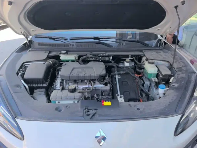 Baojun Yunhai — Фото автомобиля 19