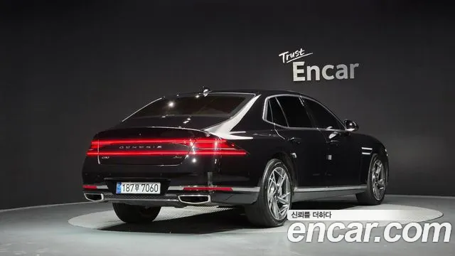 Genesis G90 Бензин 3.5 турбо AWD — Фото автомобиля 2