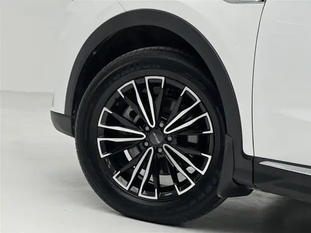 Jetour X70 Plus — Фото автомобиля 10