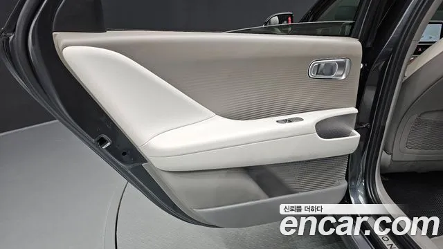 Hyundai Ioniq 6 — Фото автомобиля 25