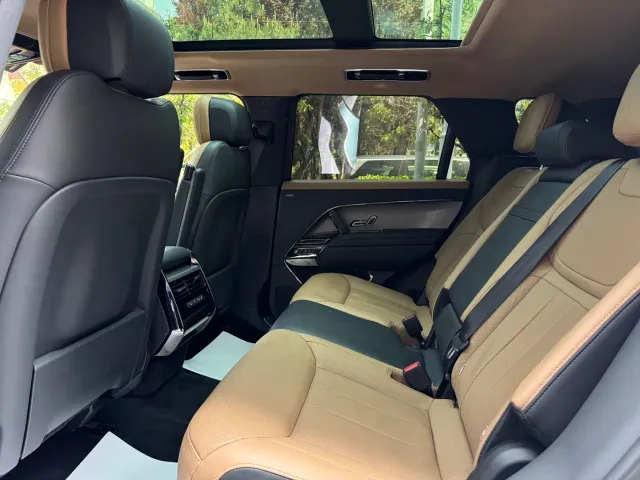 Land Rover Range Rover Sport — Фото автомобиля 14