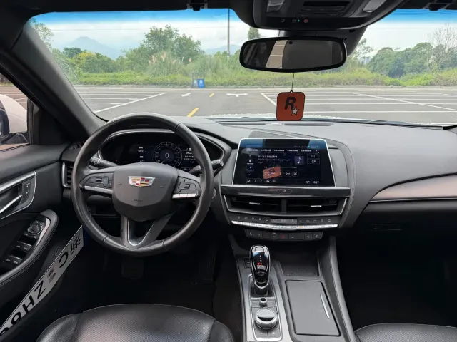 Cadillac CT5 — Фото автомобиля 8