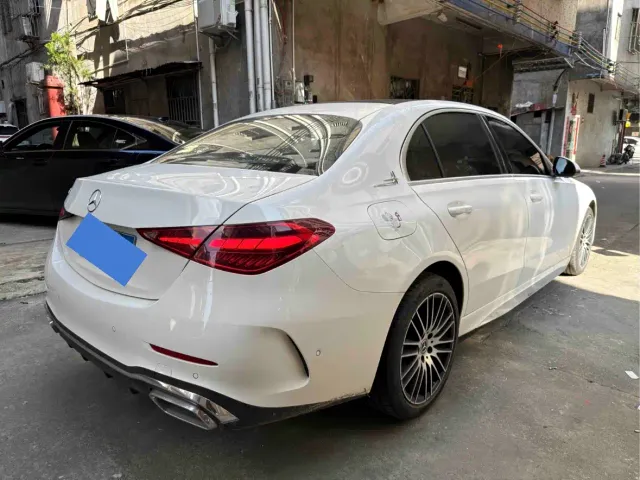 Mercedes-Benz C-Class — Фото автомобиля 2