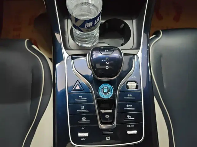 BYD Qin PLUS — Фото автомобиля 13