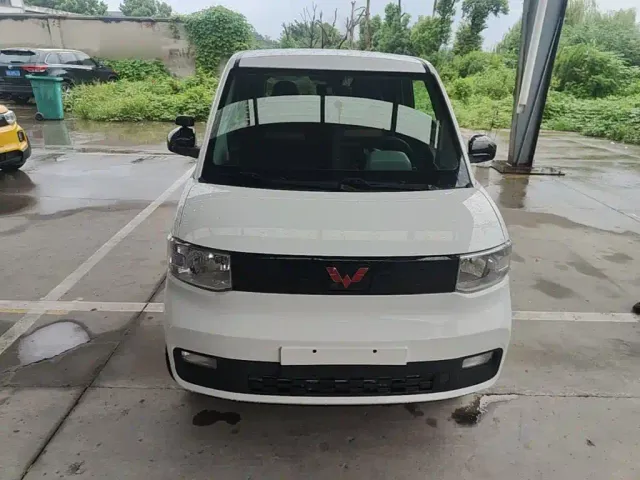 Wuling Hongguang Mini EV — Фото автомобиля 2