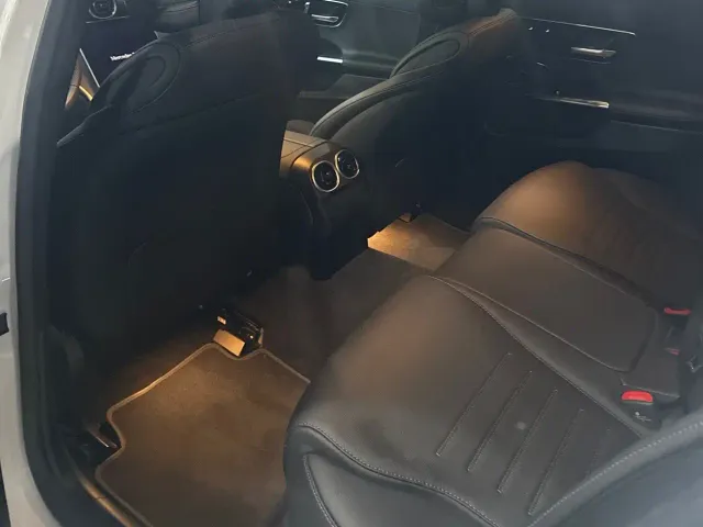 Mercedes-Benz C-Class — Фото автомобиля 7