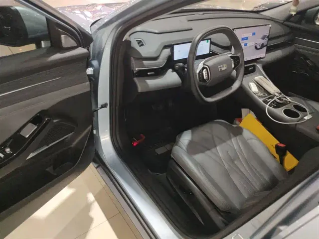 Geely Galaxy L6 — Фото автомобиля 11