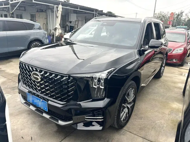Фотография автомобиля — GAC Trumpchi GS8