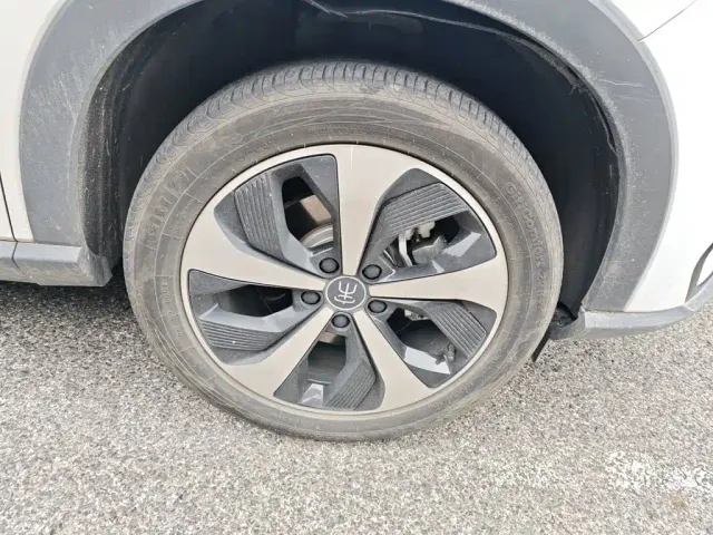 BYD Song PLUS — Фото автомобиля 8