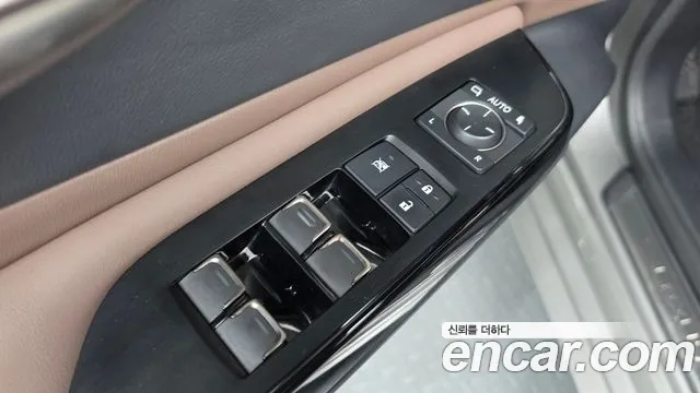 Lexus ES 7th Gen — Фото автомобиля 30