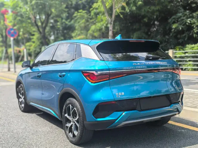 BYD Yuan PLUS — Фото автомобиля 9