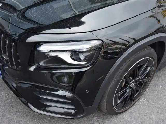 Mercedes-Benz GLB AMG — Фото автомобиля 5