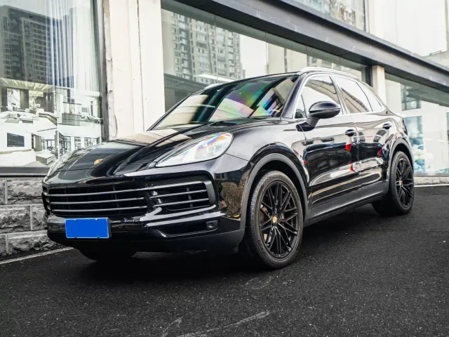 Фотография автомобиля — Porsche Cayenne