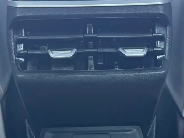 Geely Emgrand — Фото автомобиля 17