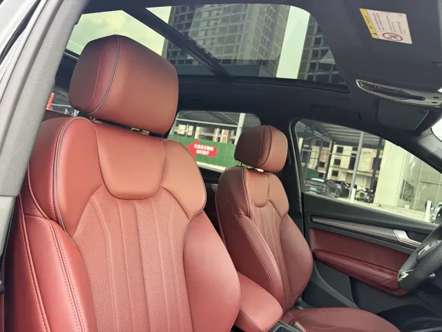 Audi Q5L — Фото автомобиля 16