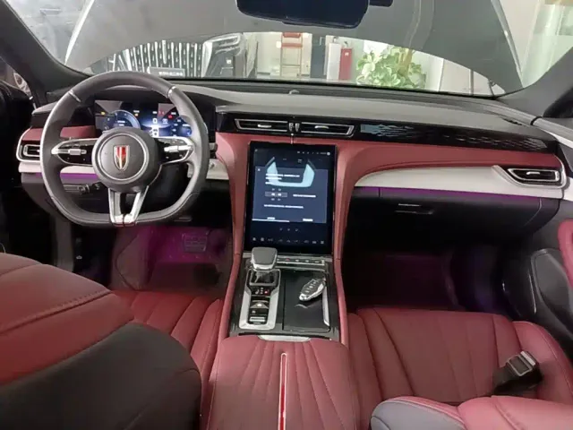 Hongqi H5 — Фото автомобиля 9